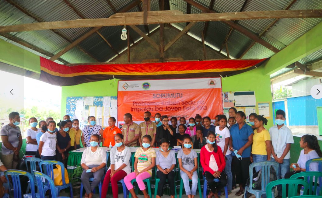 EU_TimorLeste's tweet photo. Early marriage is a global issue bringing gender inequality,poverty,social norms& insecurity.Our partner #Acbit is addressing:the roots of this problem to communities in #Ermera➕results of the research on this issue➕discussing to find the alternatives to prevent it. #TimorLeste https://t.co/oXikmcRQ85
