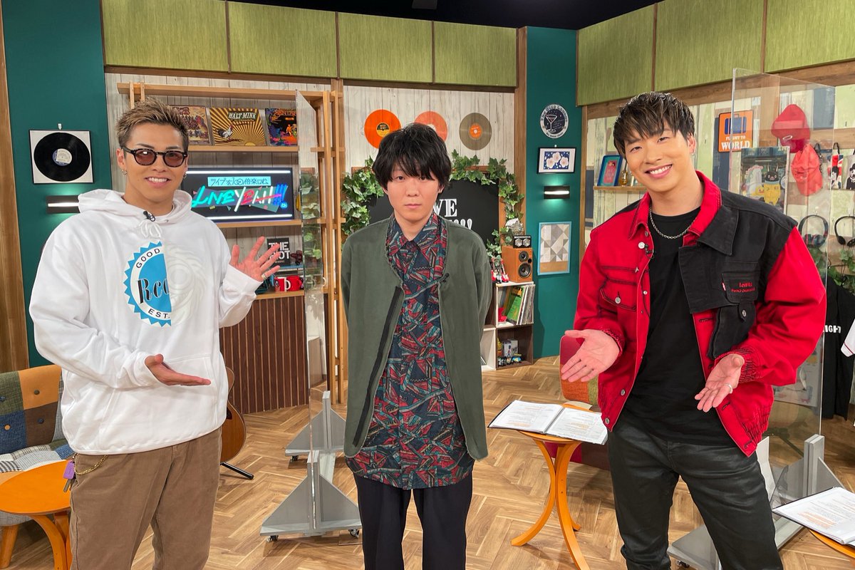bbb_playlist's tweet photo. /
12/3(金)22:00〜
上野大樹が #LIVEYEAH!!!に出演🎉
\
前回の #STARTERSMATCH で
1位に輝いた #上野大樹(@ueno_daiki)と、
陣さん、RIKUさんとのトークを2週にわたりお届け!
今週は前編をオンエア📺✨
--
🗓
前編:12/3(金)22:00〜23:00
後編:12/17(金)22:00〜23:00
https://t.co/HjxSDwEAFI https://t.co/w5UJrSI9z4