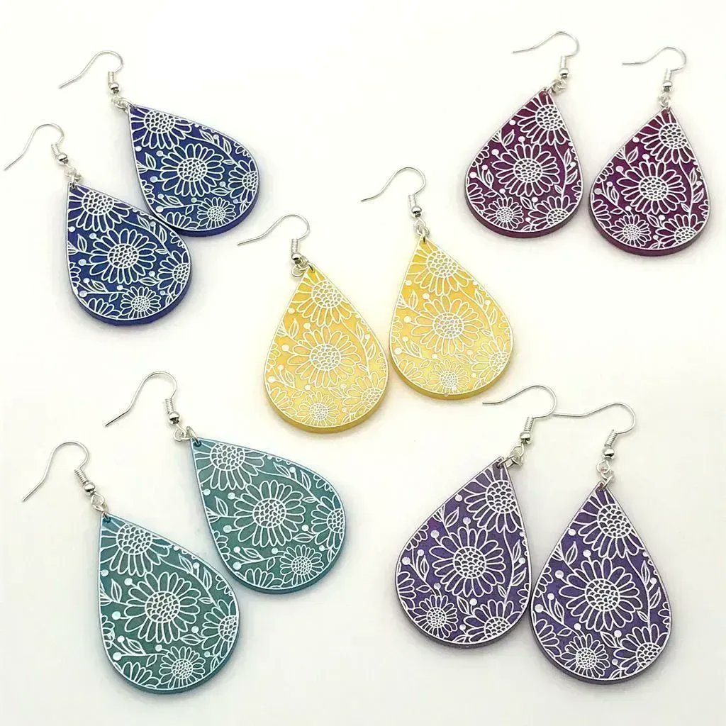 creativelywire1's tweet image. Winter is nearly upon us and the temperature is dropping🥶These beauties will bring summer vibes whatever the weather! Eye-catching and distinctive flowery boho goodness🌸I have lots of other designs to tempt you too!
creatively-wired.co.uk

#MHHSBD #EarlyBiz #TheCraftersUK #SBS