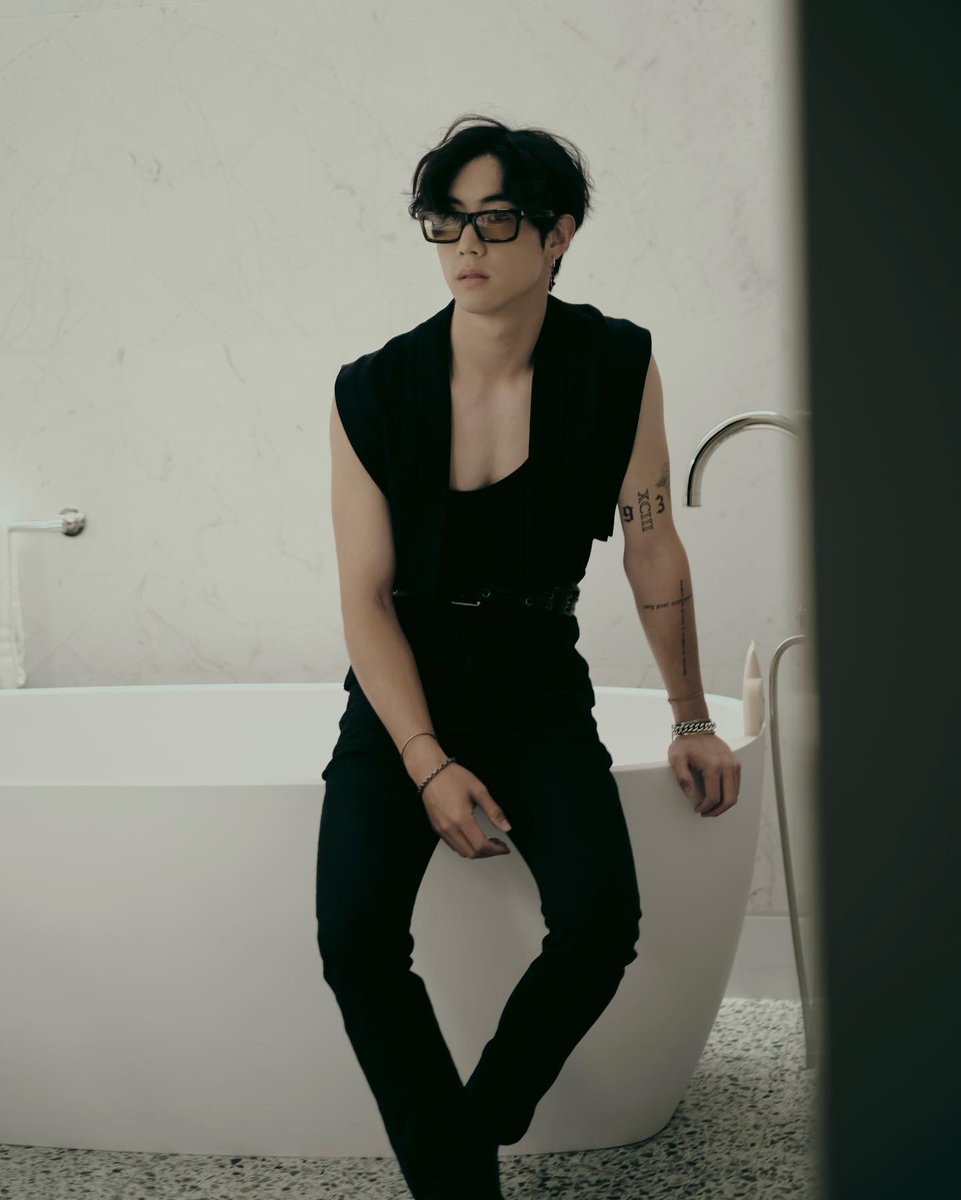 Mark Tuan tweet media
