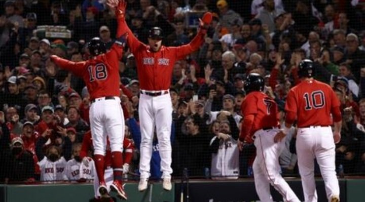 FionaMarch1998's tweet photo. Up late just thinking about the time @kschwarb12 hit a grand slam in game 3 of the ALCS. Let's do it again in 2022. @RedSox make it happen...re-sign Kyle today.
#InChaimWeTrust #DirtyWater #KyleFromWaltham https://t.co/1Lws0PrX7l