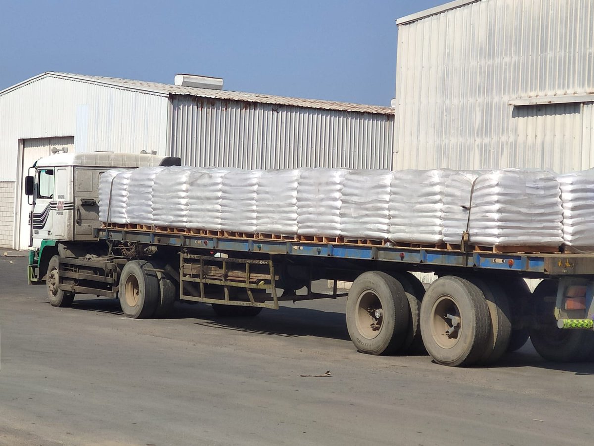 fahad_alnanih's tweet photo. فخور كون @Pure_Polymers   من المساهمين بتحقيق و لو بجزء بسيط من هذا الانجاز للصادرات الغير نفطية   🇸🇦 https://t.co/RwLWeoam2j