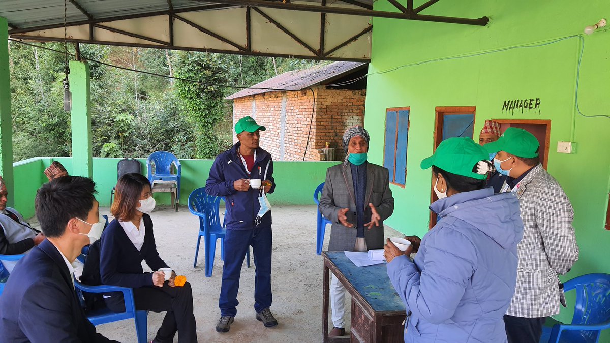 UNDPNepal's tweet photo. .@UNDP &amp; Korean Emb team at Phedikhola #Syangja interacting w/the local farmers on agri. production support &amp; market linkage improvement. #VCDP project, an initiative of @Hello_MOALD supported by UNDP+KOICA aims to support 10,000 farmers in 11 districts of Bagmati &amp; Gandaki Prov. https://t.co/fyntAWC9GG