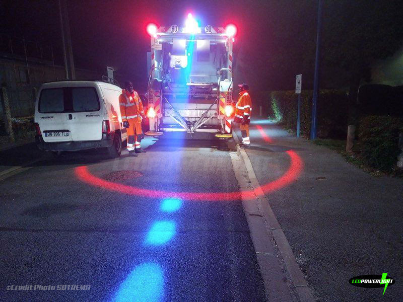LEDPOWERLIGHT's tweet photo. @SAV_lavega Buenos dias, Ledpowerlight Espana S.L, es una empresa especializada en iluminación de seguridad por LED que permite proyectar una línea, un ARC, o puntos en el suelo, con el fin de delimitar un perímetro alrededor de la máquina, como una borradora. Interesado ? https://t.co/JPEDrBkpAl