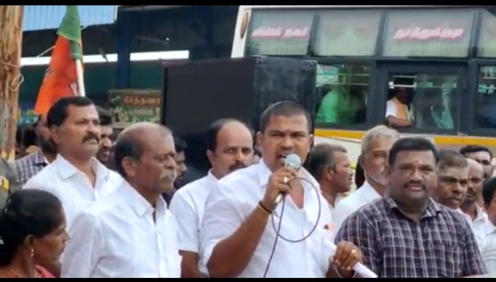 bjpvelraja's tweet photo. #எட்டயபுரம் 

@Balaji_Bjp @annamalai_k @NainarBJP @MRGandhiNGL @MariselvamKkr @BJP4TamilNadu @VinojBJP @KanimozhiDMK @Anbil_Mahesh @CollectorTuty @CMOTamilnadu https://t.co/Wo7G4qPMug