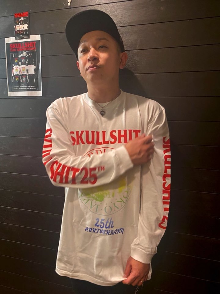 DARKPLOT1996's tweet photo. #拡散希望
NAOKIさんに着用していただきました!
有難う御座います。
skullshit☠️25周年記念アイテム
✅予約受付中です☠️✨✨✨
https://t.co/gisXBJJ7mu
#10_FEET
#DOGMATICGOURMET
#skullshit
#darkplot https://t.co/8RrfdAdZqX