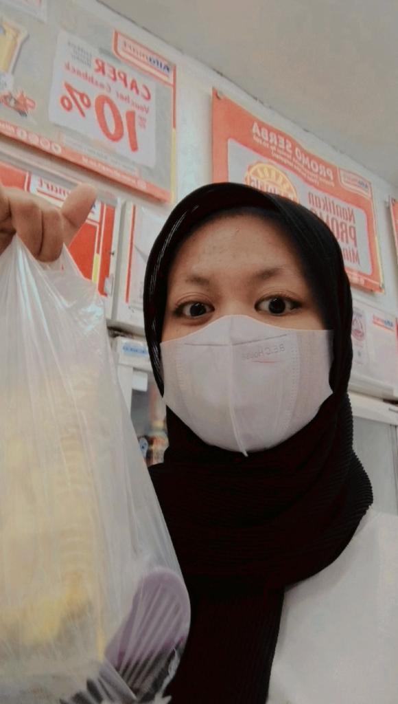 sofistttt's tweet photo. belanja keperluan rumah tangga (contoh caption saya nanti, gatau kapan secepatnya mungkin WKWKWK) https://t.co/mKtgkC4mOt