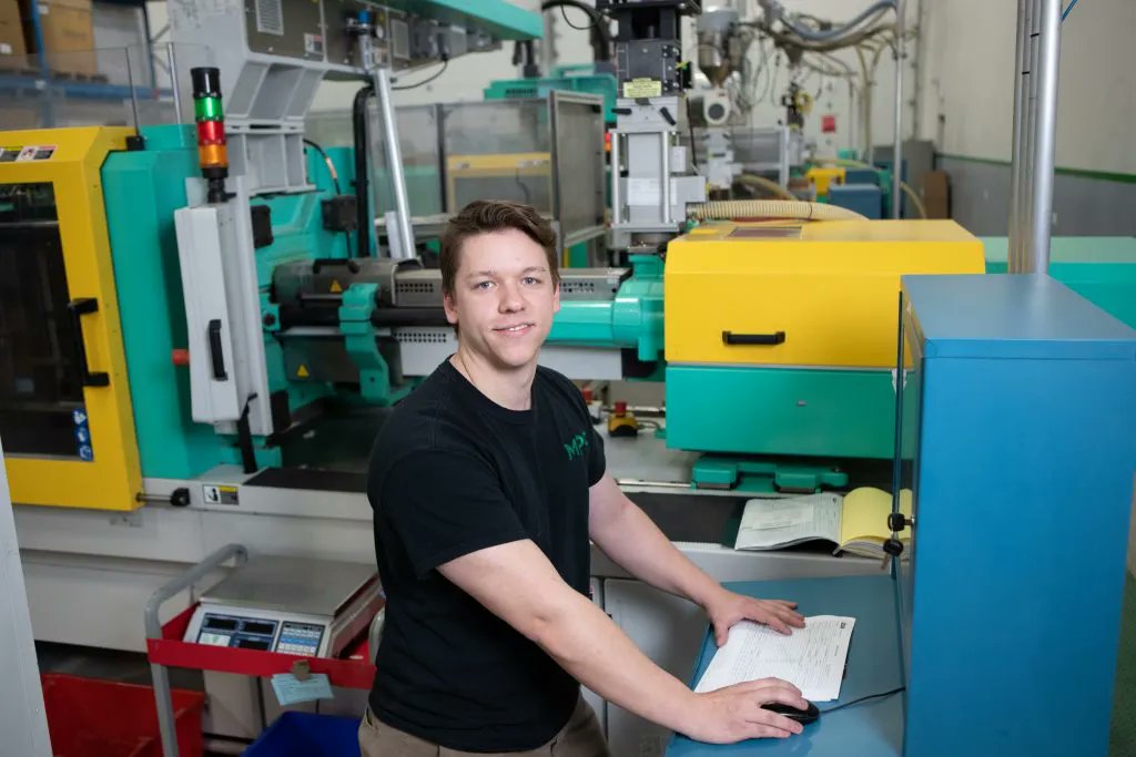 MPCComponents's tweet image. Time to reshore? Focus on resilient supply chains has one manufacturer pivoting to fill a need @CMO_Daily #reshoring #manufacturing #supplychain @simcoecountyEDO
buff.ly/3d5vmkU