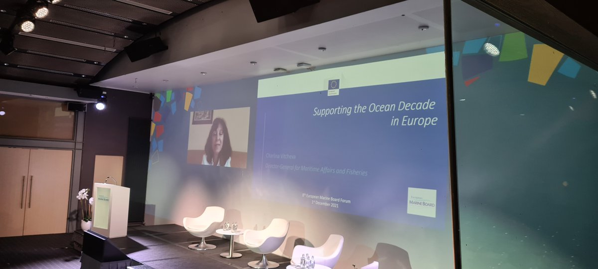 EMarineBoard's tweet photo. Honoured to have Director General of @EU_MARE Charlina Vitcheva @vitcheva_eu giving the opening address at the 8th #EMBForum, highlighting how integral the #OceanDecade is to their work, and noting links to important #European initiatives such as #MissionOcean #EU4Ocean #IOGForum https://t.co/1xJUPxyGSn