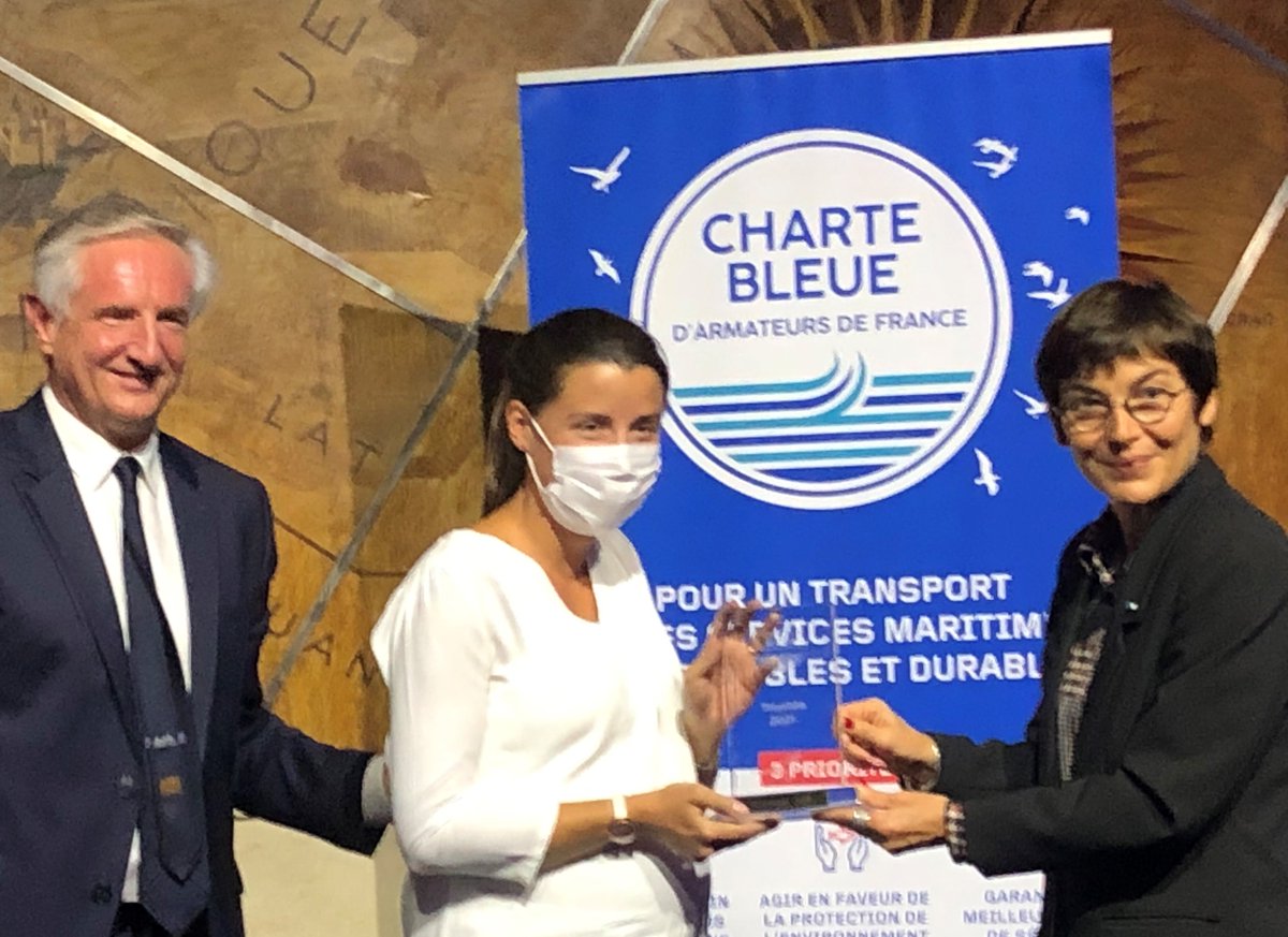 Didier Dillard (@didier_dillard) on Twitter photo Tres fier d’accompagner Nolwenn Cazé 2nd capitaine à <a href="/OrangeMarine_/">Orange Marine</a> à la soirée <a href="/ArmateursFR/">ARMATEURS DE FRANCE</a>, qui y a reçu au nom des marins le trophée Charte Bleue des mains de la Ministre <a href="/AnnickGirardin/">Annick Girardin</a> #SeafarersAreKeyWorkers Tres fier d’accompagner Nolwenn Cazé 2nd capitaine à <a href="/OrangeMarine_/">Orange Marine</a> à la soirée <a href="/ArmateursFR/">ARMATEURS DE FRANCE</a>, qui y a reçu au nom des marins le trophée Charte Bleue des mains de la Ministre <a href="/AnnickGirardin/">Annick Girardin</a> #SeafarersAreKeyWorkers