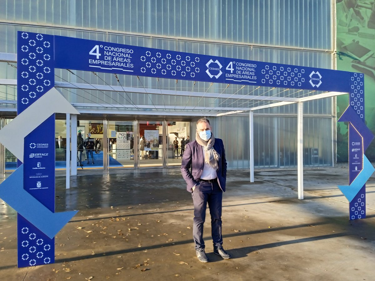 Asistimos al 4 Congreso Nacional de Áreas Industriales para aprender en un tema tan importante para nuestra economía, las áreas industriales
<a href="/alcaldeibi/">Rafael Serralta</a>
<a href="/ayuntamientoibi/">Ayuntamiento de Ibi</a>
<a href="/IbiFabrica/">Ibi la Gran Fábrica</a>
#4CongredoCEDAES