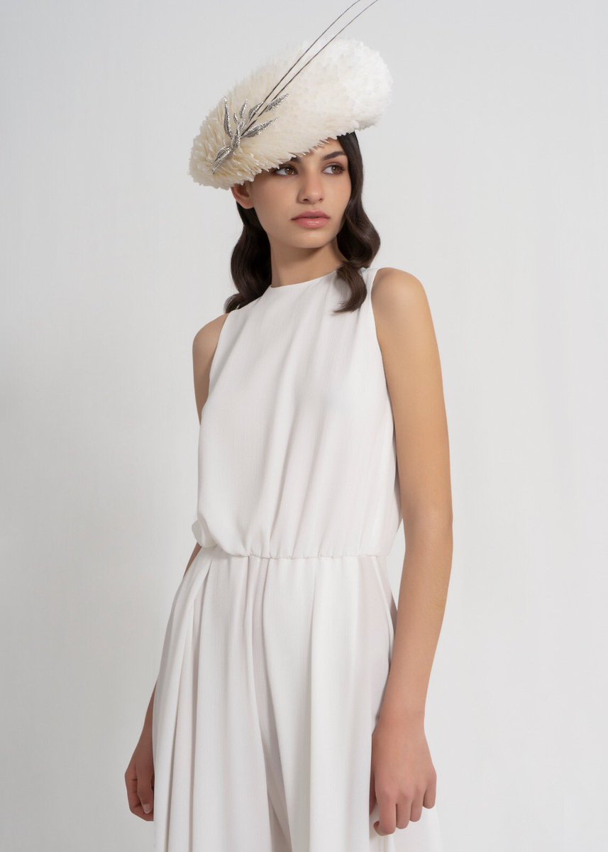 wedding time 🤍

<a href="/Sombrereriaroiz/">Sombrerería ROIZ</a> 

#Moda #Invitadas #Sevilla #Artesania #Wedding #Boda #Bridal #Novia #Art #JoséHidalgo