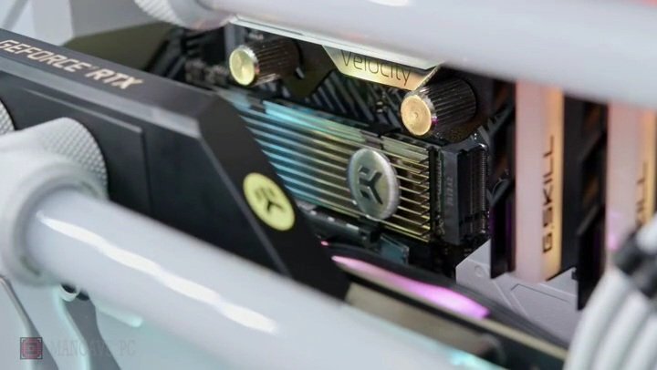 MancavePC tweet media