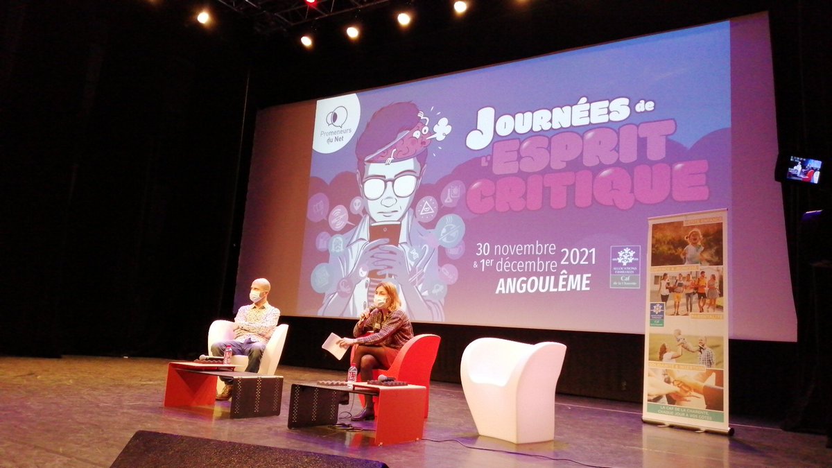 PromeneursNet16's tweet photo. Les Journées de l'Esprit Critique sont en live ici https://t.co/D5Rx27QBam https://t.co/hmUcYvdbmJ