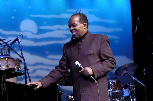Happy Birthday Lou Rawls Born December 1, You\ll Never Find Another Love Like Mine 