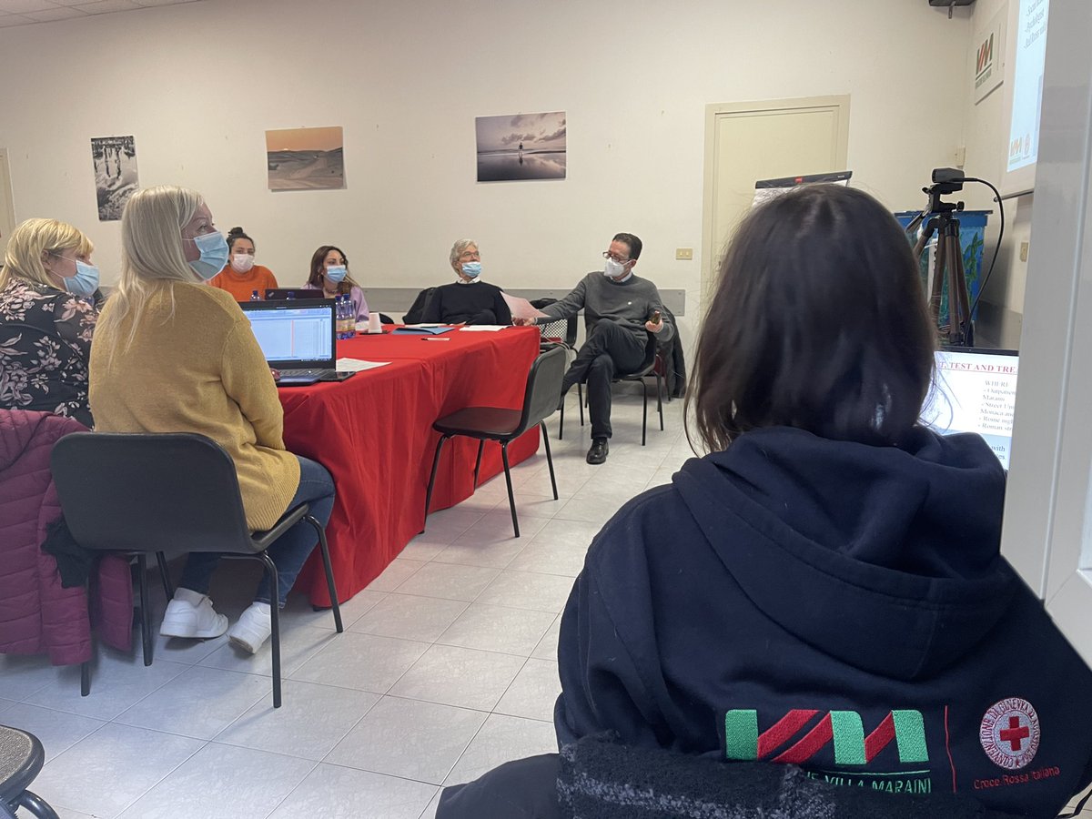 VillaMaraini's tweet photo. #1december #WorldAIDSDay The 3rd day of the training course starts at Villa Maraini Foundation with the Doctor @creTania_ who is speaking about our campaign #MeetTestTreat realized with @crocerossa for free test to prevent #HIV and #EpatitisC https://t.co/CxcE1nahGB
