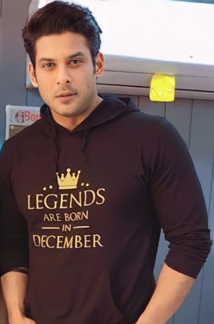 OfficialSidNaaz's tweet photo. It’s our King’s birthday month! 
Legends are born in December &amp; Sid is the biggest of them all ♥️

@sidharth_shukla #SidharthShukla https://t.co/SFfd74TXsc