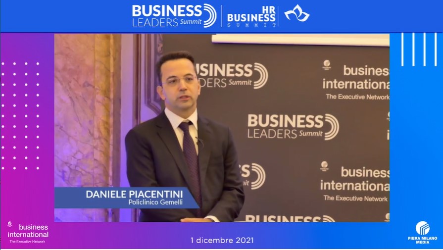 Business Int tweet media