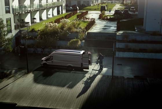 Charge batteries for #cordlesstools in your van, and get 3000 W for consumption. #LPS #powersystem #batterysystem #inverter
claytonpower.com/hot/2021/charg…