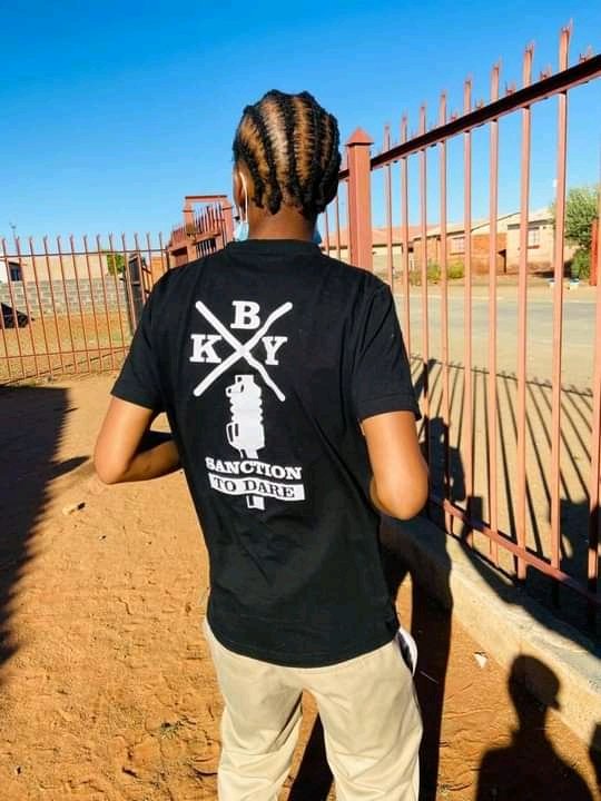 SanctionToDare's tweet photo. Good day. All prices are being dropped by R20. Get your for only R150 now, your support will be highly appreciated 🙏 https://t.co/vZLwBsPOY4