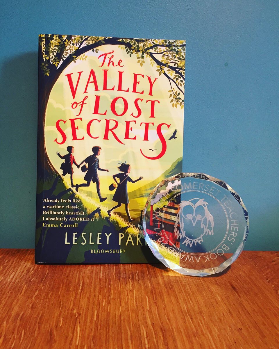 WelshDragonParr's tweet photo. I have a trophy🤩! Thank you @JustAboutBooks.
#NSTBA21 Quality Fiction Winner #TheValleyOfLostSecrets https://t.co/gKBY1V2vNI
