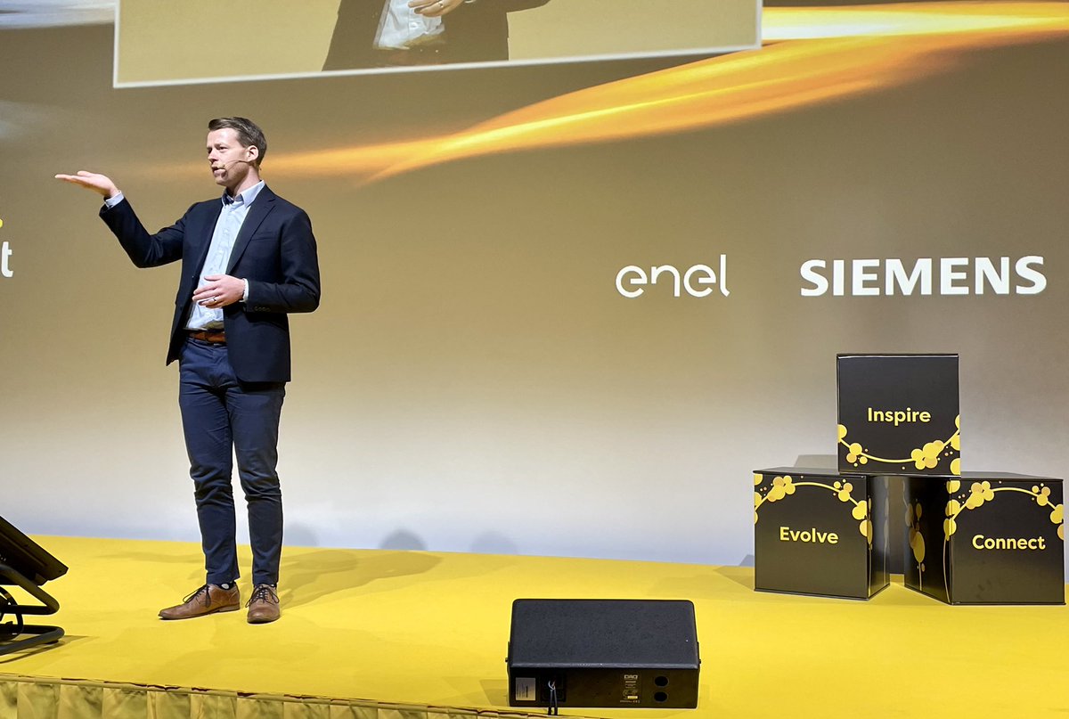 “We have to electrify EVERYTHING, to reach the 1.5° target. No compromise on building the #powergrid of the future” <a href="/RalfKorntner/">Ralf Korntner</a> from <a href="/SiemensInfra/">Siemens Infrastructure</a> on the inspire stage <a href="/Enlit_Europe/">Enlit Europe</a>.  #europeangreendeal