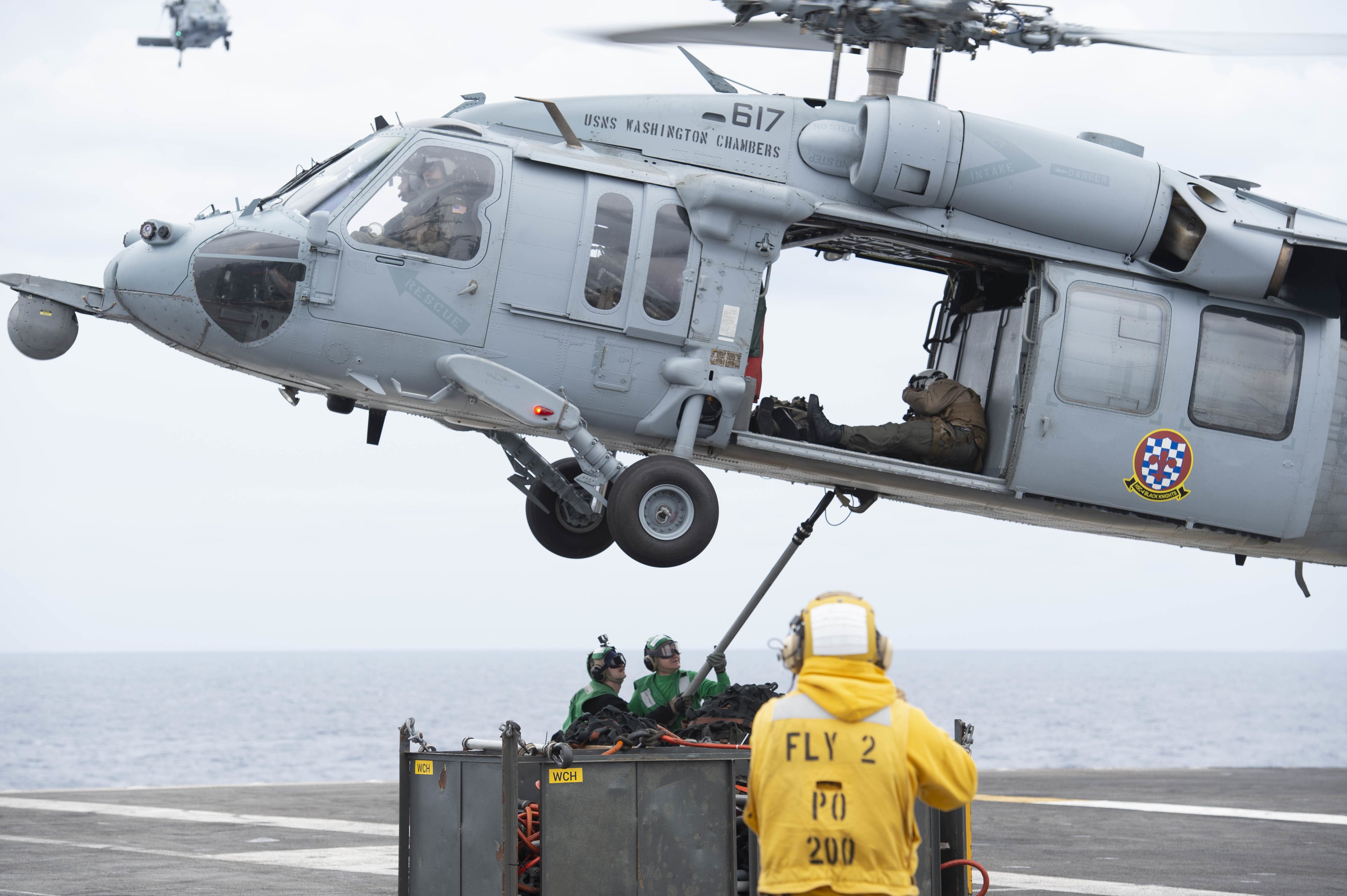 在日米海軍司令部 على X: 