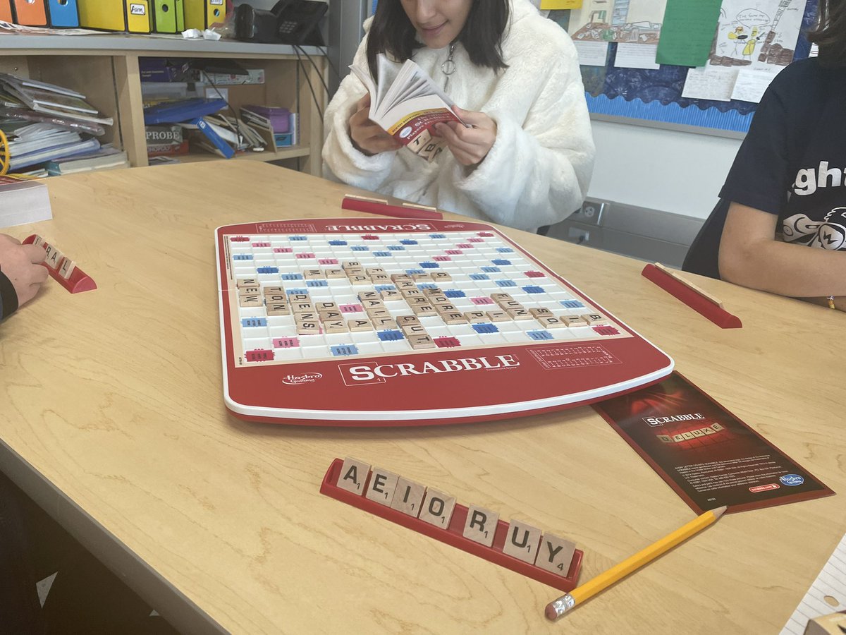 Jen_L_French's tweet photo. First WES Wordsmith Scrabble Club games underway!! Today’s High Scoring Word—JABS for 63. Way to go Nick! @BethFox_WES @_CREF #crefgrant #weswordsmiths #scrabbleclub https://t.co/gAWW8lCCV8