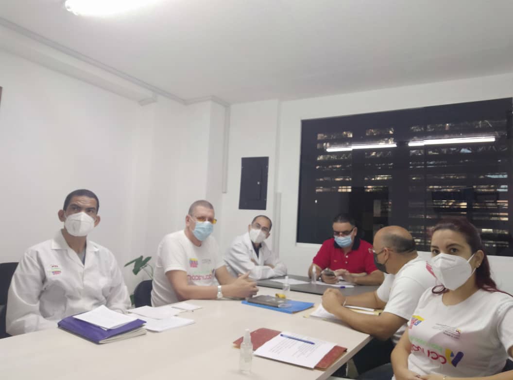 Besnoymp_26's tweet photo. Se fortalece la preparación de los cuadros y reservas de la Misión Médica Cubana en #Venezuela.

#CubaPorLaVida #HéroesDeLaSalud #ACubaPonleCorazón #CubaCoopera 

@MINSAPCuba @cubacooperaven
@JulitoVenCub @unidad_central @PardoRegla https://t.co/dZkvOLJpKk