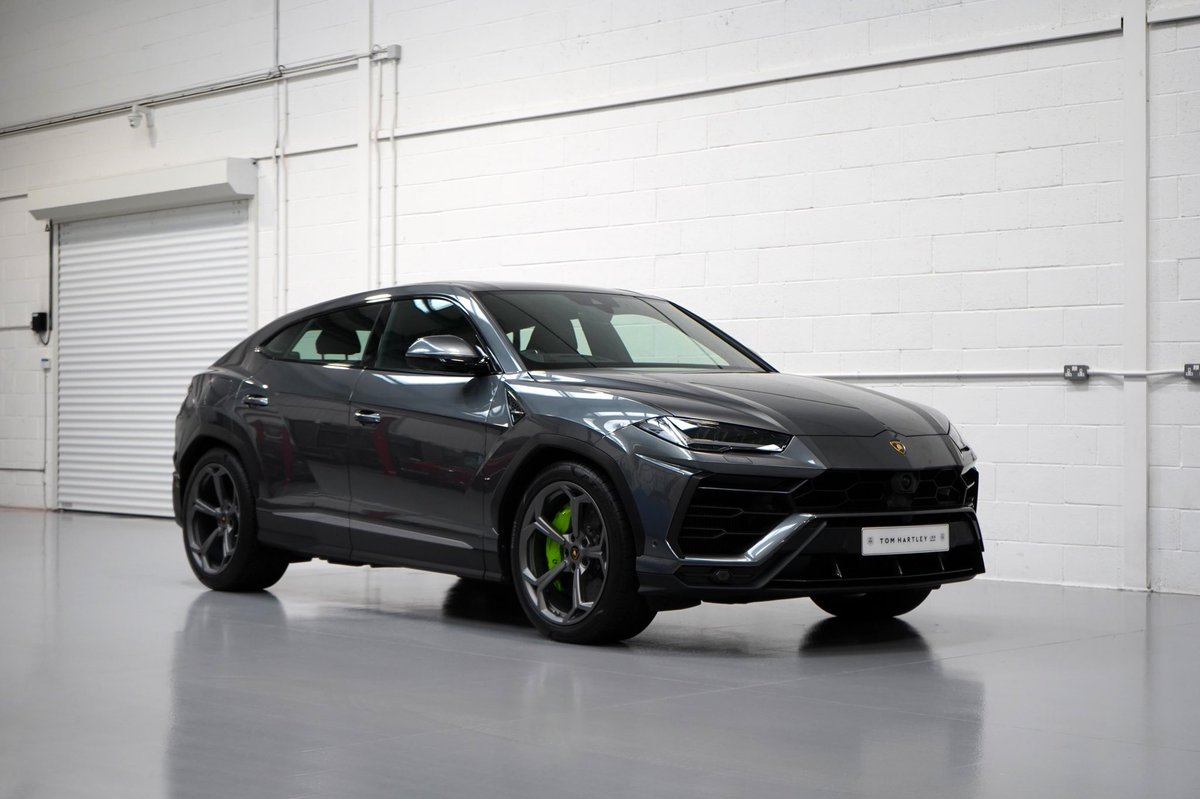 TomHartleyjnr's tweet photo. Back at HQ, a high spec Lamborghini Urus has just arrived into stock. Just 5,000 miles and 1 owner from new and finished in a great colour combination.
A perfect car to handle the winter snow! #WinterWheels #Lamborghini #BeatTheWaitingList #THJ #DiverseStock #NotDiverseQuality https://t.co/bBA8KpYt7q