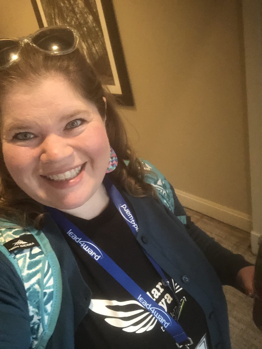 AmandaLewis0137's tweet photo. Let’s do this!! Day 1 🎉   @Lead4ward #think2021 #dareya #LPGreatThings https://t.co/8bdqYmm3ID