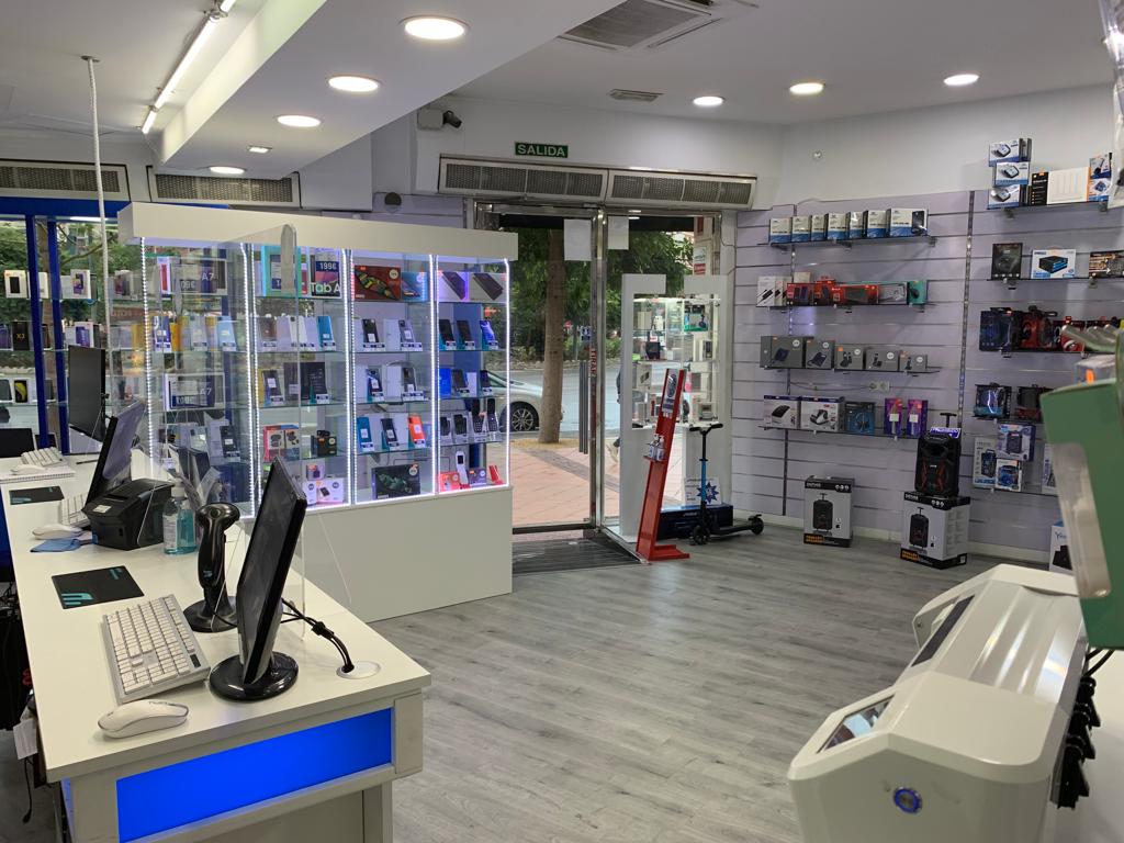 ITDS_es's tweet photo. ¡Estrenamos nuevo look, ven a visitarnos!
#smartphones #ventas #serviciotecnico #Tendencias https://t.co/nZ5FNVOsSc