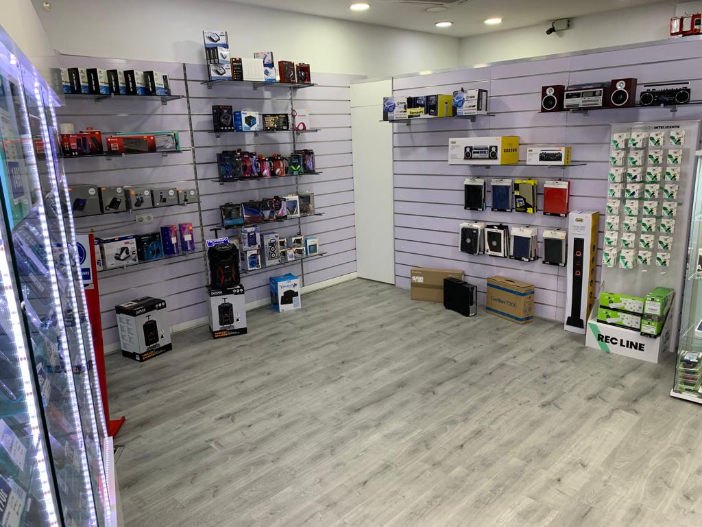 ITDS_es's tweet photo. ¡Estrenamos nuevo look, ven a visitarnos!
#smartphones #ventas #serviciotecnico #Tendencias https://t.co/nZ5FNVOsSc
