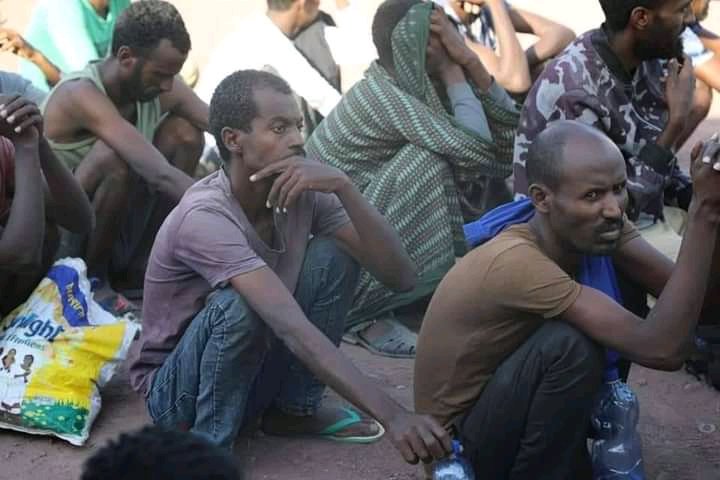 Tahir_A_Ebrahim's tweet photo. #NoMore
የጁንታው ምርኮኞች #በአፋር ግምባር!

ወራሪው የጁንታው ሃይል #በካሳጊታና #በጭፍራ ግምባር የነበረው የarmy 4ና army 2 ሙሉ ለሙሉ ተደምስሶ የተበተነው ተበትኖ #በአፋር_ህዝባዊ_ሰራዊትና #በጀግናው መከላከያ ሰራዊት የተማረኩ ጁንታዎች ናቸው። https://t.co/XaVlk9oyZ5