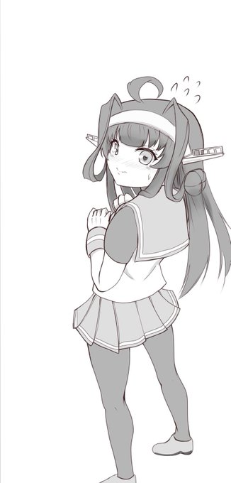 どんどん小さくなる金剛ちゃんの漫画原稿を描いてまする🎵 