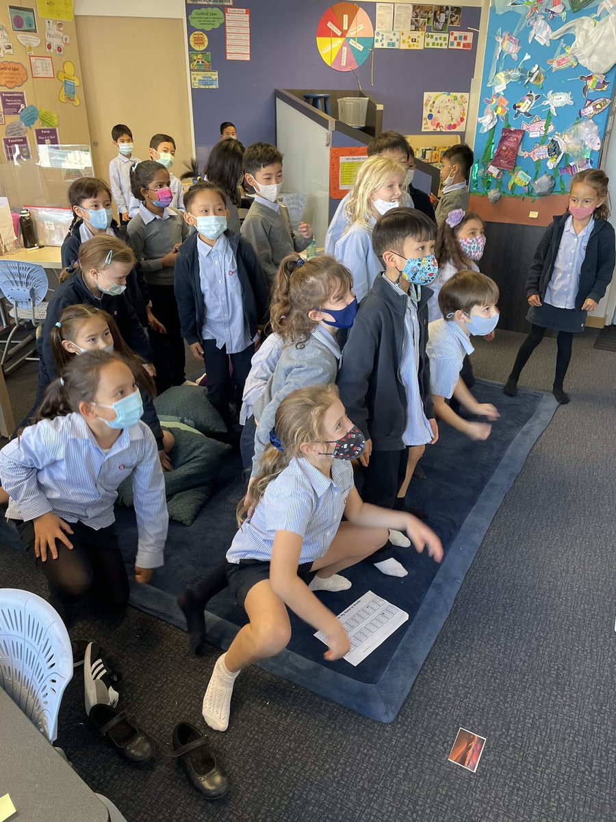 emyj347's tweet photo. @ESFGlenealy Emmy in 3N taught us all about Hanukkah. So wonderful to celebrate and learn more about how her family celebrate Hanukkah. https://t.co/sKuP9Sy414