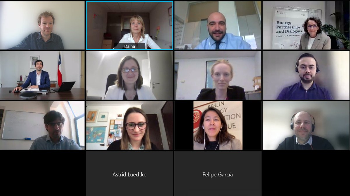 Our Working Group "Coal Phase-out Renewables Phase-in", composed by members of <a href="/MinEnergia/">Ministerio de Energía</a> and @BMWi_Bund , held its annual meeting yesterday, where they reviewed the energy developments of the past year, and defined activities and priorities for the coming year.