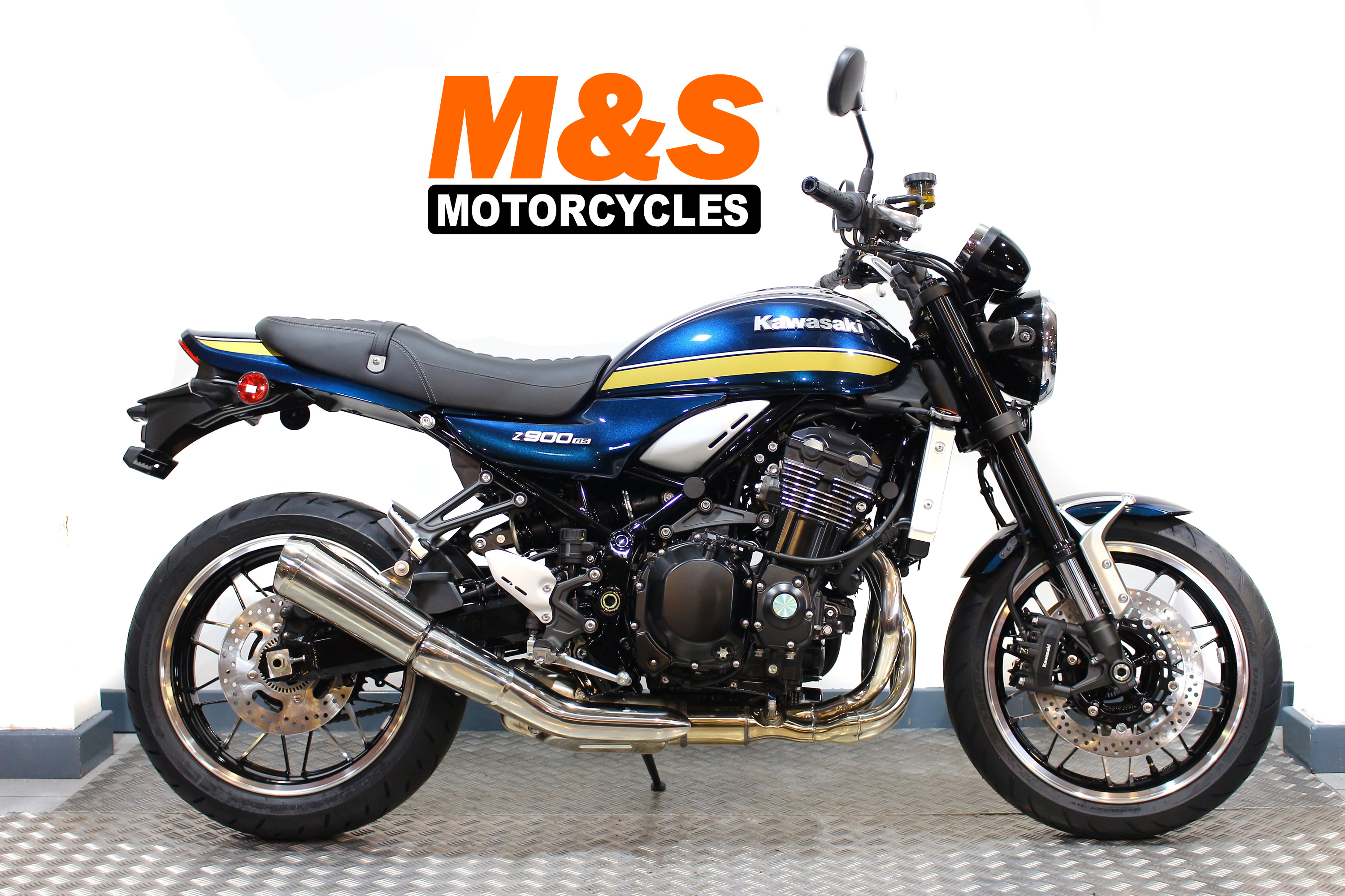 Kawasaki on sale z900rs blue