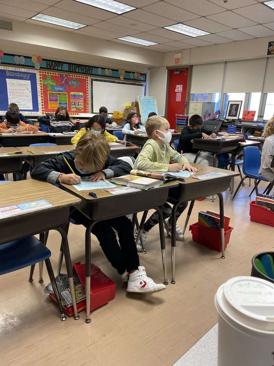 MrsHoullier's tweet photo. Team Houllier working hard on this first day of December. We love historical fiction! https://t.co/cX1c5hU9jM