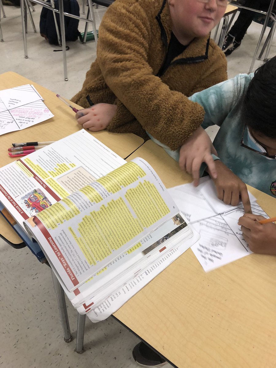 When a teacher lets me do a lesson in their classroom, I am so happy to jump on the opportunity. Had a blast working with PMS students interpreting the Preamble to the Constitution. <a href="/TellezPMS/">Jackie Tellez</a> @PascoSocStudies