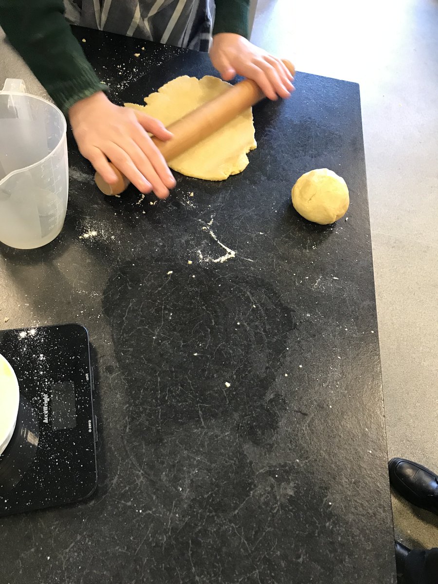 CmaFood's tweet photo. From the pictures below, can you guess what our students have been making? 👀 Clue: It's scrumptious to eat in these wintery months and can be eaten with ice cream or even custard! 😲 https://t.co/4GRT2iQ2Fx