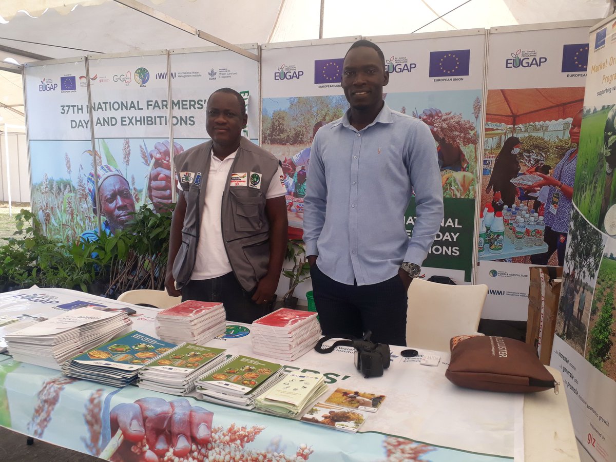 EuropeInGhana's tweet photo. 📌#FarmersDay #EUGAP present in Cape Coast
Join us as we celebrate the agribusiness actors at the 37th National Farmers’ and Fishermen’s Day in Cape Coast.
The #EUMOAP - Market Oriented Agriculture Programme is showcasing achievements with our partners at the fair @giz_ghana https://t.co/NeR7vqnNp1