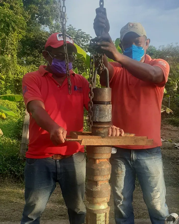 ▶️  🛠️ Plan REM | El pueblo trabajador de <a href="/hidrollanos/">Hidrollanos C.A.</a>, junto al poder popular, realizó labores de rehabilitación en la captación del Acueducto Barrio Lindo para garantizar el suministro de agua potable a 742 habitantes del municipio Achaguas

#LlegóDiciembre

<a href="/RMarcoTorres/">Rodolfo Marco Torres</a>