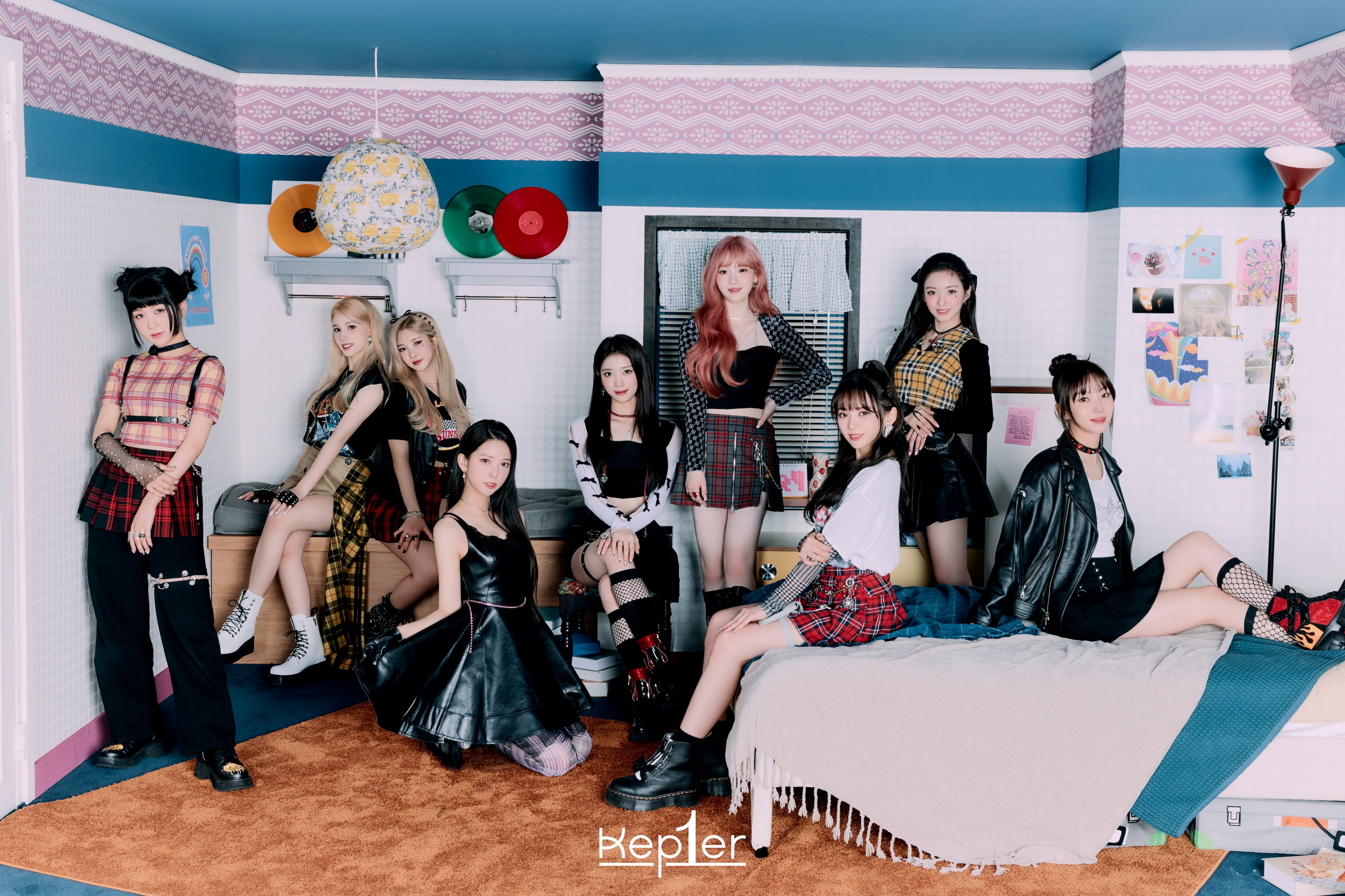 KEP1ER - 1ST MINI ALBUM FIRST IMPACT | COKODIVE