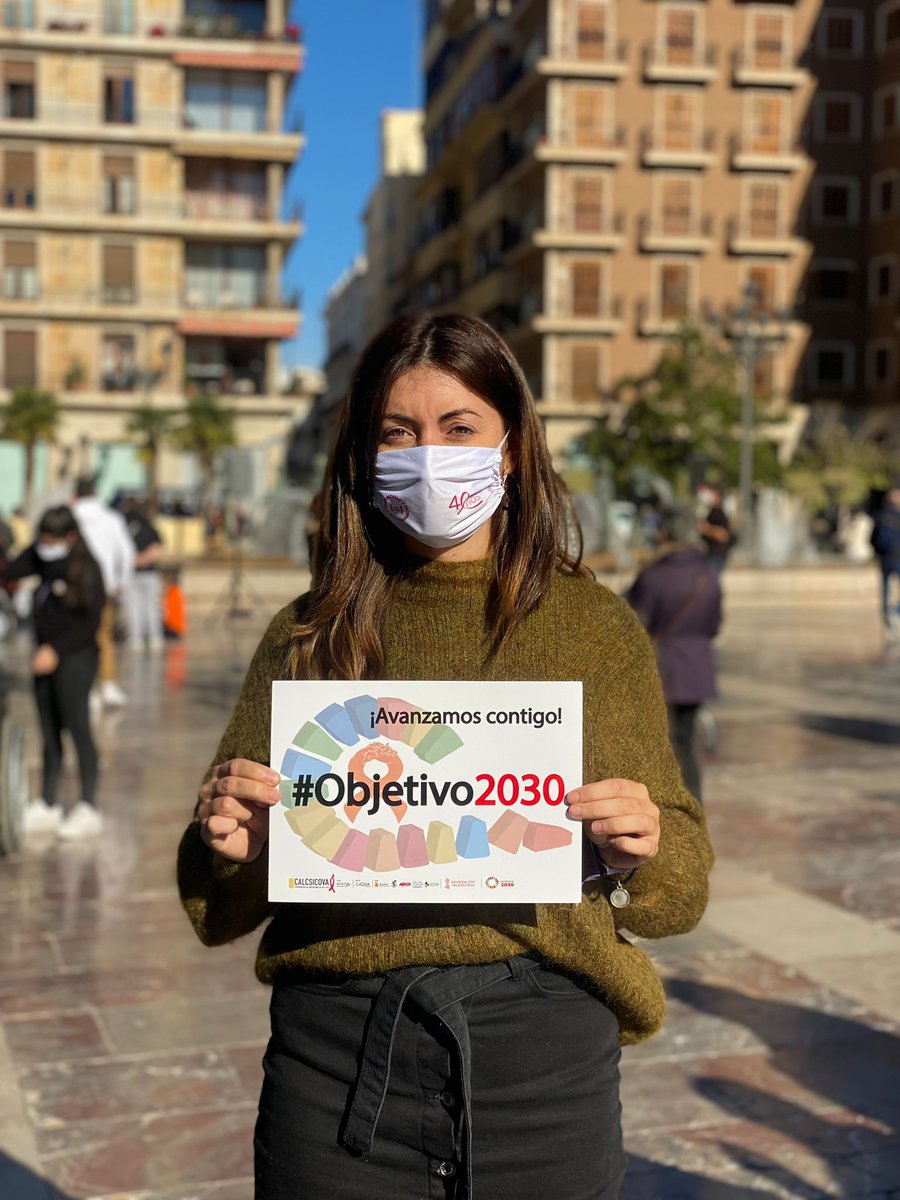 BeamudLucia's tweet photo. L' #1deDiciembre #DiaMundialdelSIDA, després de #40anysVIH dels primers casos, hem de saber del #VIH que hui en día #Indetectable és igual a #Intransmissible. Fiquem fi a les desigualtats. https://t.co/FKfZxZOe3b