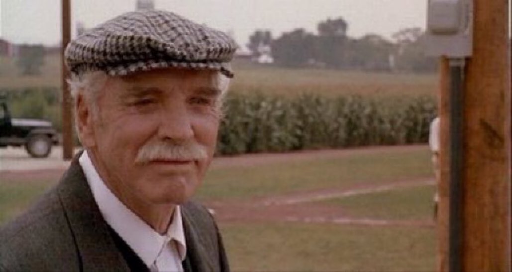 BaseballQuotes1's tweet photo. We just don't recognize life's most significant moments while they're happening. 

Back then I thought, "Well, there'll be other days." I didn't realize that that was the only day. -Field of Dreams https://t.co/m0TGc5it7i