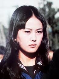 Green Pepper Na Twitteru 姫カットは平安時代から有った髪型で 鬢削ぎ びんそぎ と呼ばれ 垂れ髪の鬢 耳にかかる部分 を短く切り揃える女性の成人儀式で 庶民の間でも流行したそうだ こうして見ると いつの時代でも女の子を可愛く見せる魅力的な髪型のようだ