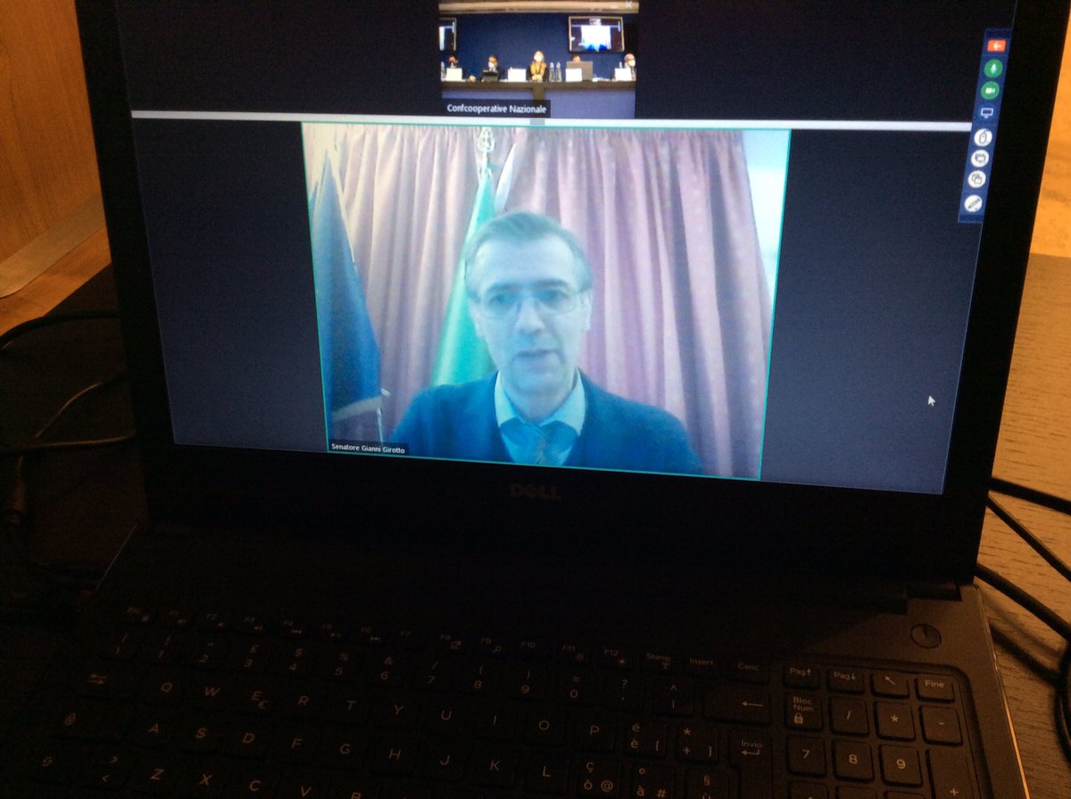 #energia senatore <a href="/GianniGirotto/">Gianni Girotto</a> le comunità energetiche garantiscono incentivi per 20 anni, sono uno strumento fondamentale per la transizione verde e per combattere la povertà energetica <a href="/Confcooperativ1/">Confcooperative</a> <a href="/ConsumoUtenza/">Confcooperative Consumo e Utenza</a> @Marco_Ventu