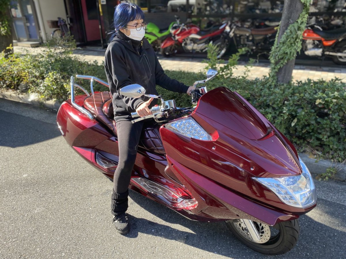 大人気のフルワインレッドマグザム入荷しております＼( 'ω')／詳細は