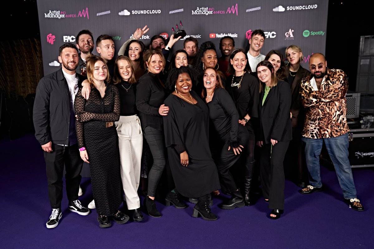 AM_Awards's tweet image. Congratulations to the @ymumusicuk team for receiving the Team Achievement Award presented by @CHABUDDYGEEZY  🏆🤩🎉

@mmfuk @featuredartists @soundcloud #AMAwards2021